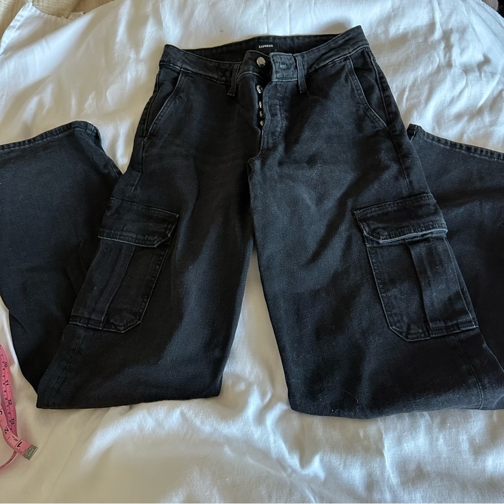 Black Low Rise Relaxed Straight Cargo Jeans